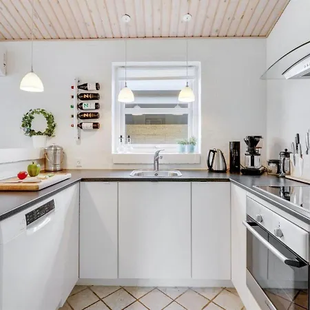 Дом отдыха Evangelia - 1-2km From The Sea In Lolland- Falster And Mon By Interhome *