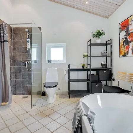 Дом отдыха Evangelia - 1-2km From The Sea In Lolland- Falster And Mon By Interhome