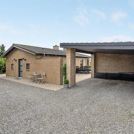 Evangelia - 1-2km From The Sea By Interhome